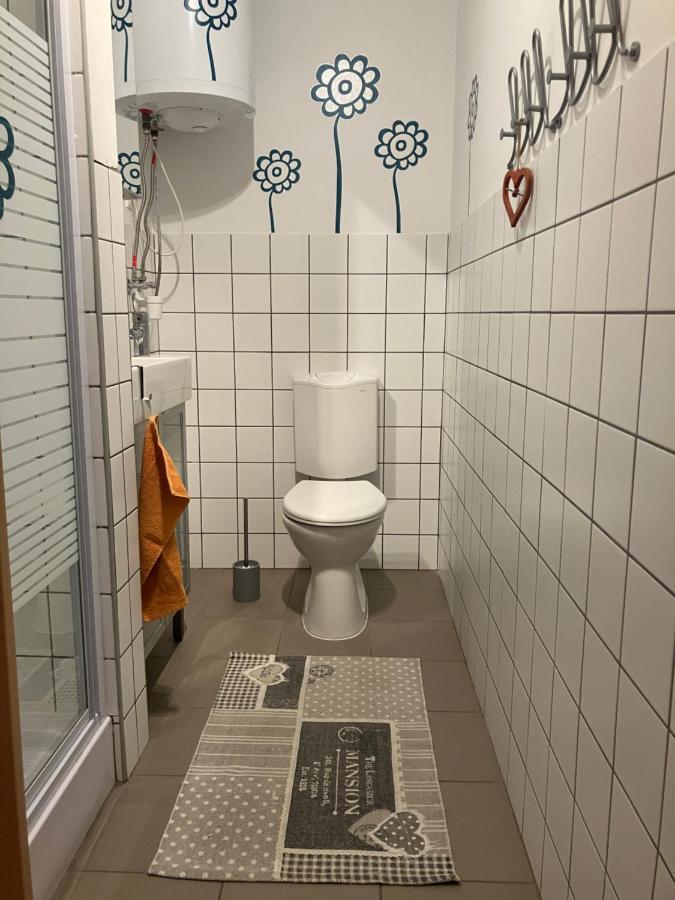 Karneol Apartman Балатонфенивес Екстериор снимка